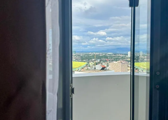 Staycation In Manhattan Near Smart Araneta Aparthotel *